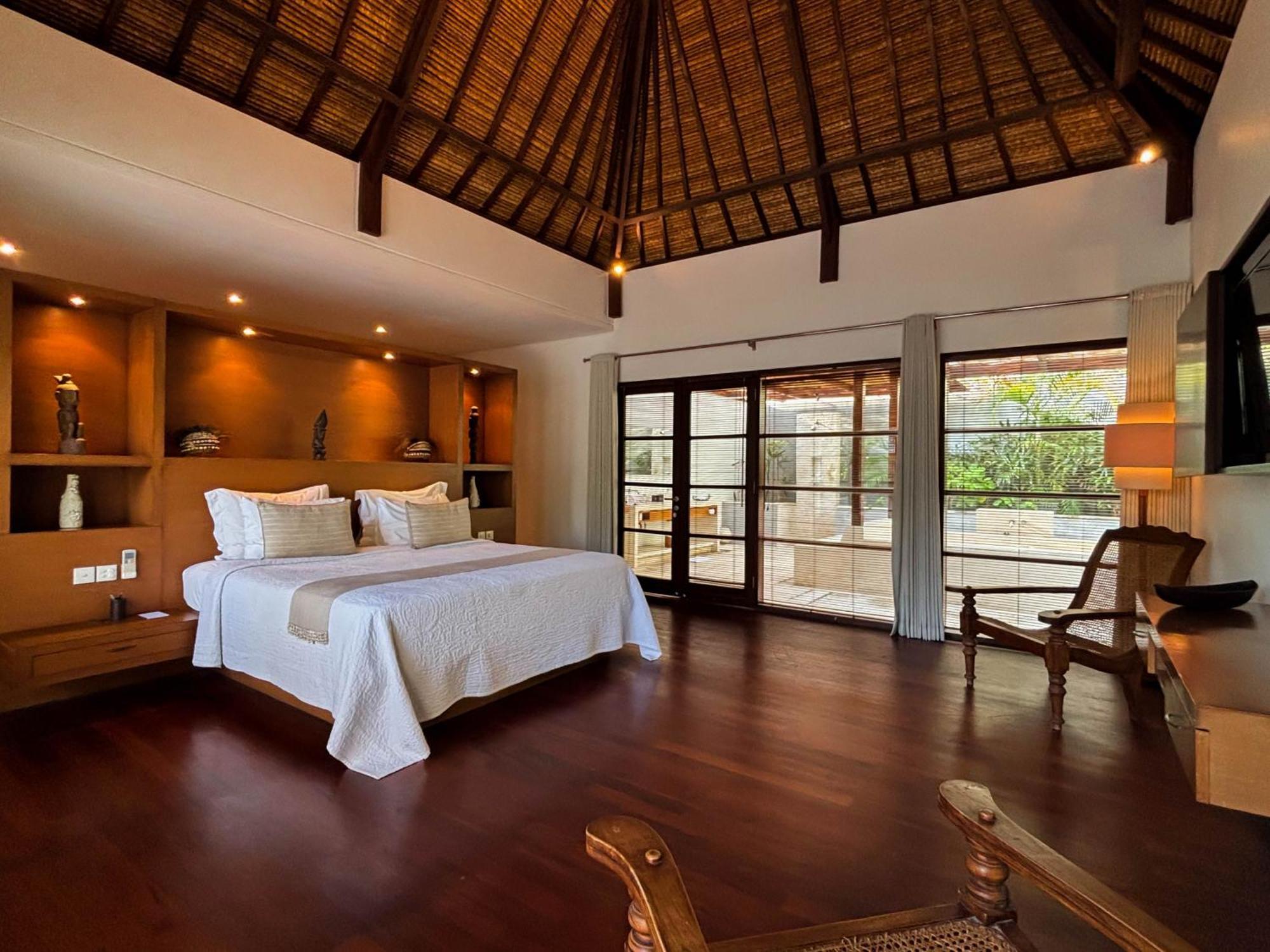 Nyaman Villas Seminyak Exterior photo